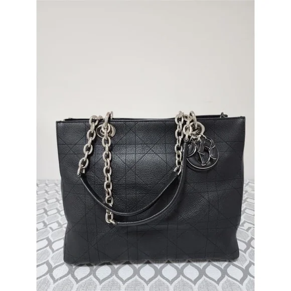 Authentic CHRISTIAN DIOR Grained Calfskin Leather Cannage Quilted Medium Ultradi - Picture 10 of 13